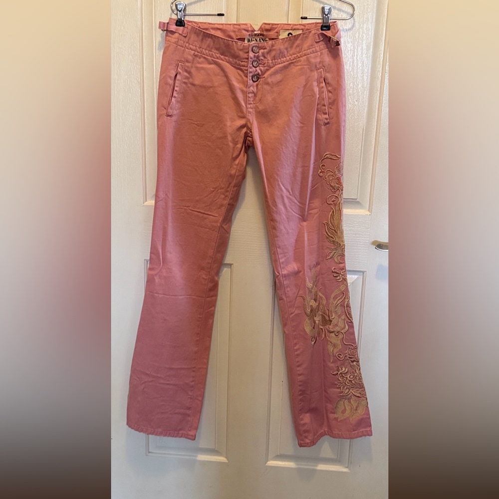 Da Nang vintage dusty rose embroidered pants.